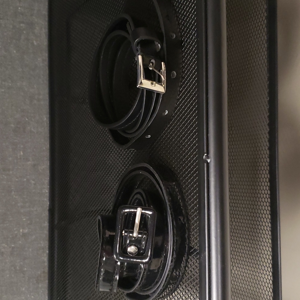 Black skinny belts